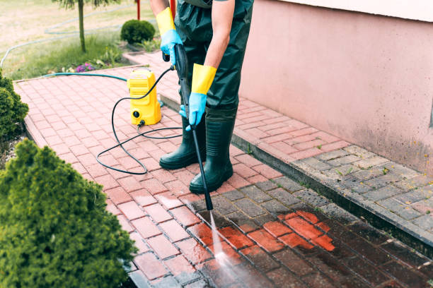 Best Gutter Cleaning  in Amberley, OH